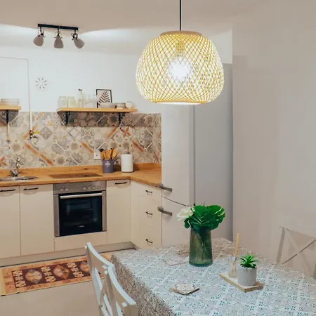 House Ashik Дом отдыха *