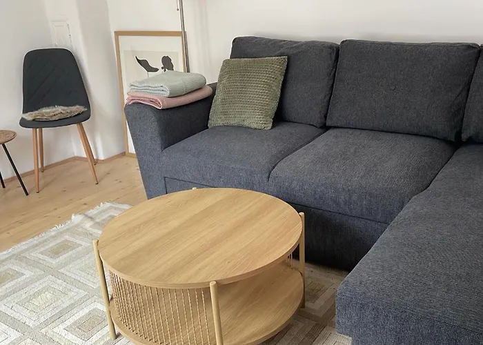 House Ashik Vikendica